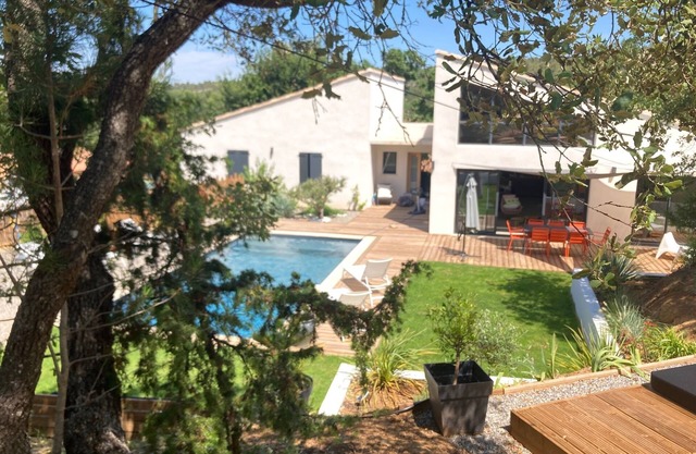 Contemporary house with pool