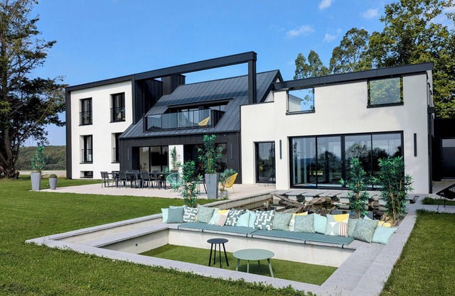 Contemporary villa 5* - 15p - Indoor pool & Cinema - Rennes