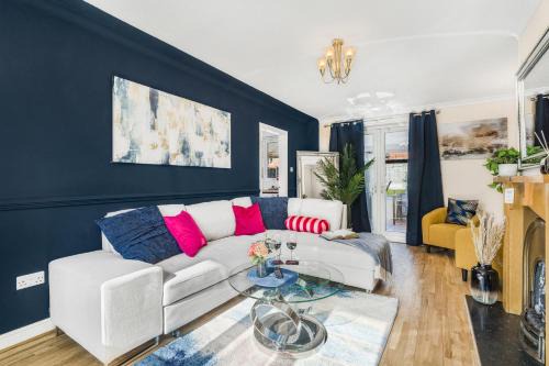 Contractor ready Homes Secure Parking