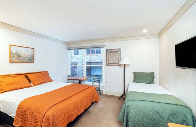 Convenient and Affordable Hotel Room in Telluride