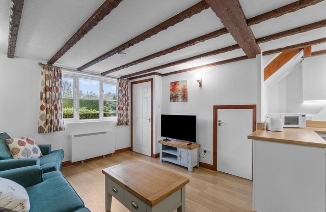 Conveniently located to explore all that Cornwall and Devon have to offer