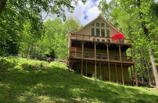 Copper Fox Mountain Home - 4bd/1loft/4ba, 2 Kitchens, 2 Living Rooms, 2 Decks