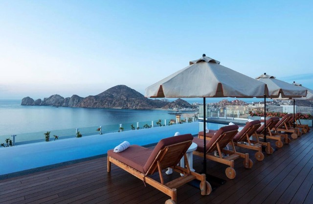 Corazon Cabo Beachfront 2 Bd Penthouse with Gym, WiFi and all Resort Amenities