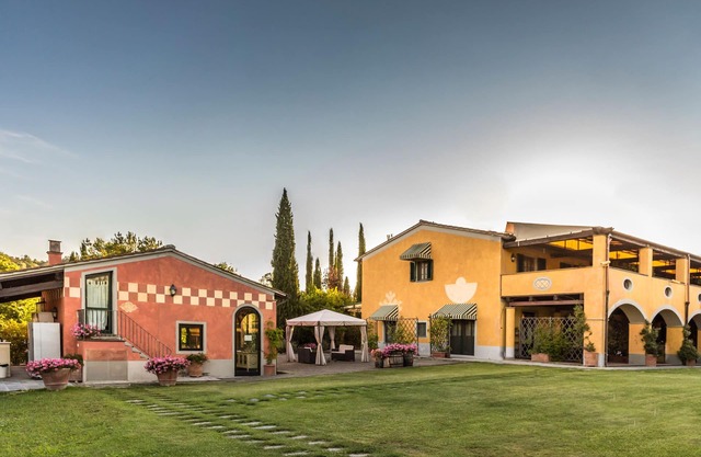 Corbezzolo - Apartment with swimming pool