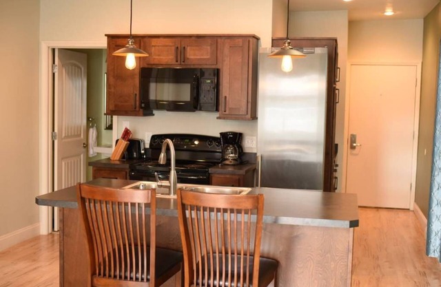 Corner 2nd floor downtown loft unit 9