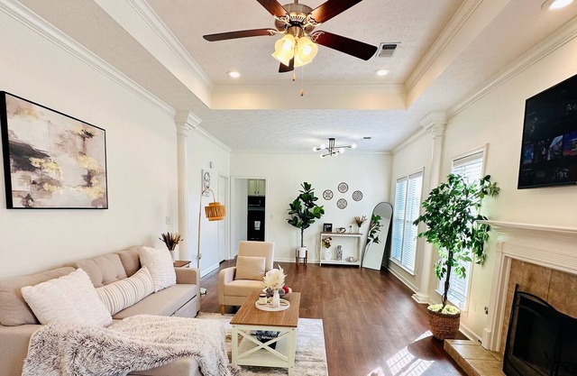 Corner lot with water view home in Montgomery AL. 10 mins to everything.