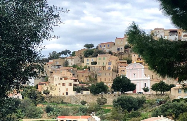 CORSE - Lumio, Balagne petite maison loft, vue imprenable sur le Golfe de Calvi