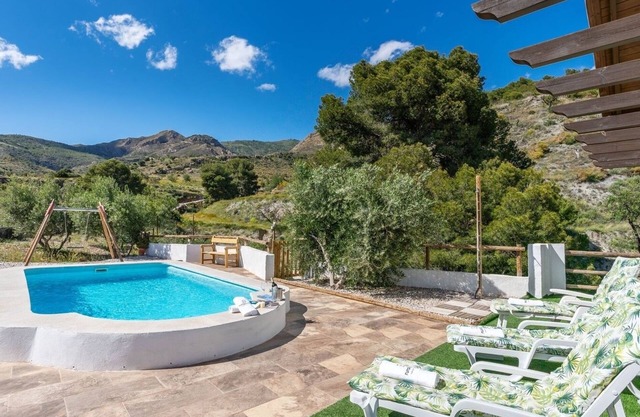 Cortijo Fuente Pinos Molvízar by Ruralidays