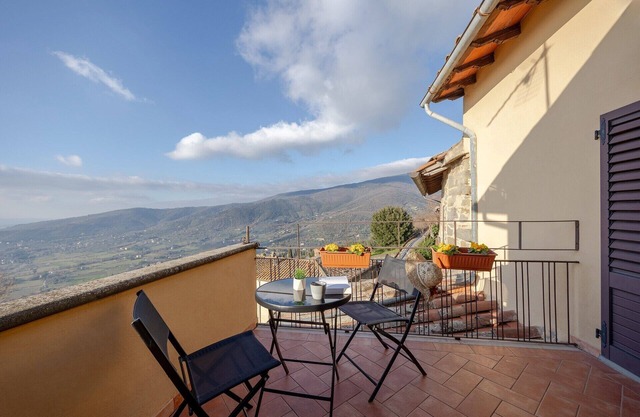 Cortona Skyline Retreat
