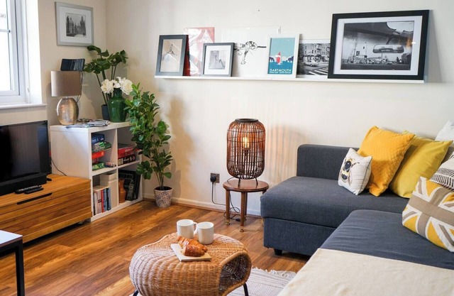 Cosmopolitan Totnes - A Charming Couple’s Retreat