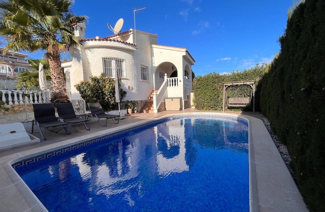 Costa Blanca Poolside Bliss