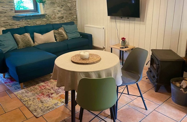 Cosy 1 Bedroom Gîte - Aspin