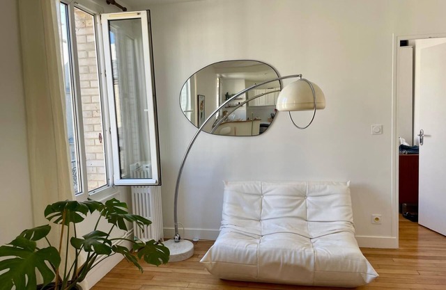 Cosy and Bright apartment in Paris