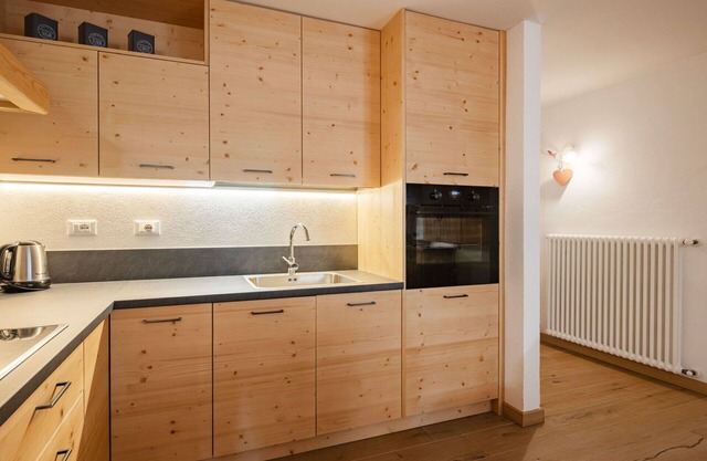 Cosy apartment for 4 people with WIFI, TV and balcony
