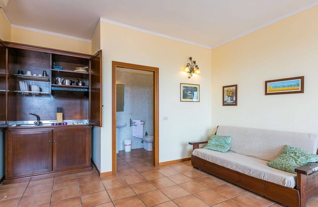 Cosy apartment for 2 people with A/C, pool, WIFI, TV and pets allowed