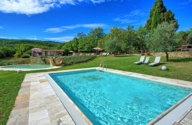 Cosy apartment for 3 people with pool, WIFI, TV and pets allowed