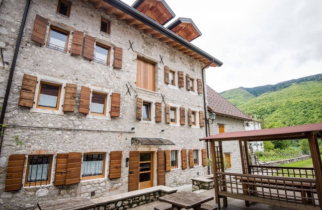 Cosy apartment for 2 guests with WIFI, TV, patio and pets allowed