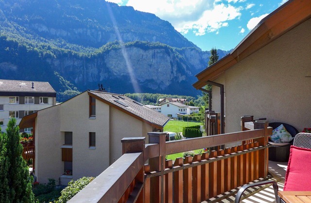 Cosy apartment for 4 people with WIFI, TV, balcony, pets allowed and panoramic view