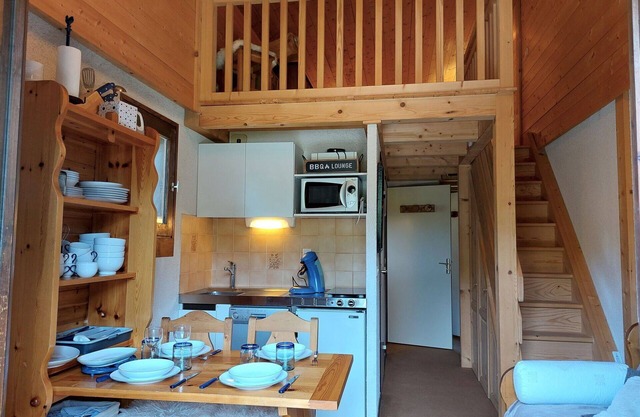 Cosy apartment for 4 people with TV and balcony