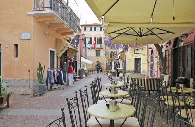 Cosy apartment for 5 guests with TV and balcony