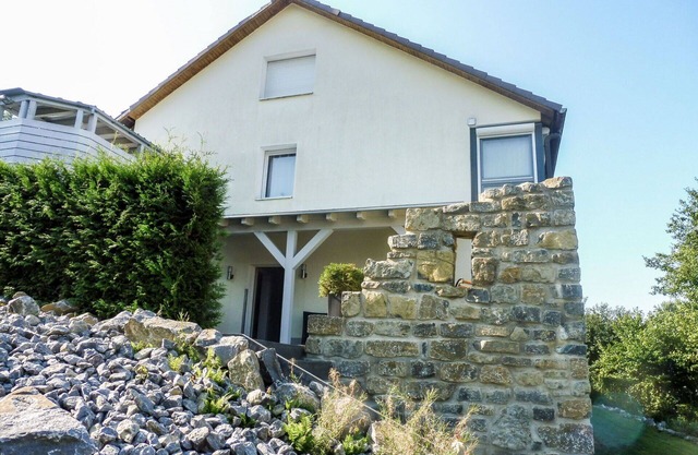 Cosy apartment for 5 people with WIFI, TV, terrace and pets allowed