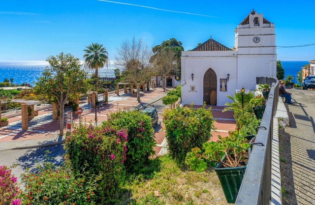 Cosy apartment for 5 people with A/C, WIFI, TV, terrace, pets allowed and panoramic view