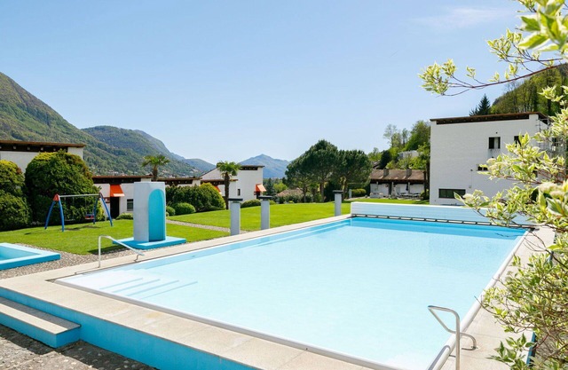 Cosy apartment for 6 people with pool, WIFI, TV, patio and panoramic view