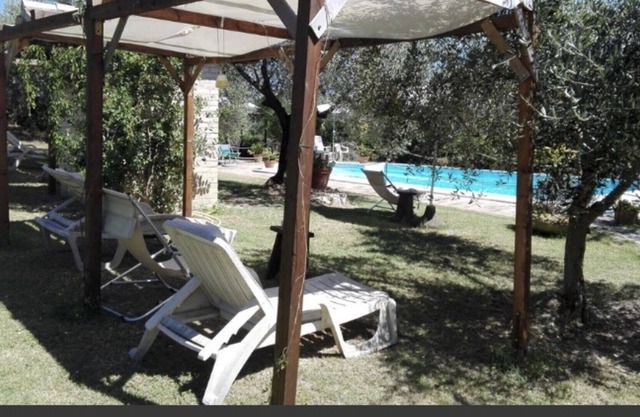 Cosy apartment for 4 guests with pool, WIFI, patio, panoramic view and parking, close to Spoleto