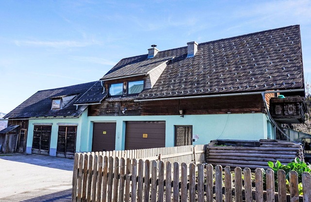 Cosy apartment in villa for 4 guests with WIFI, TV and balcony