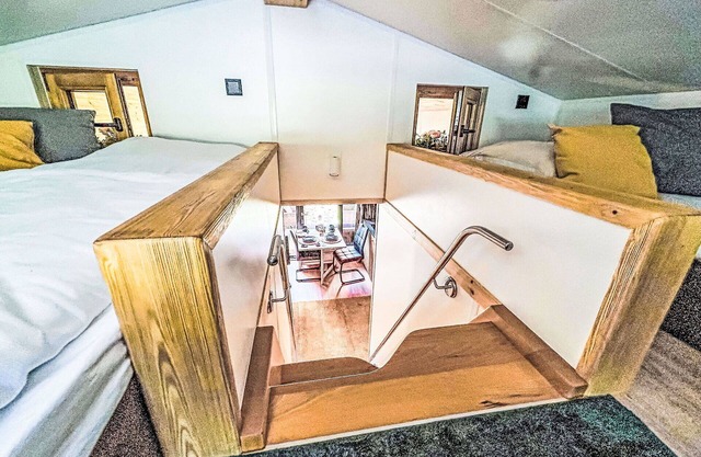 Cosy apartment in villa for 5 guests with A/C, TV and terrace