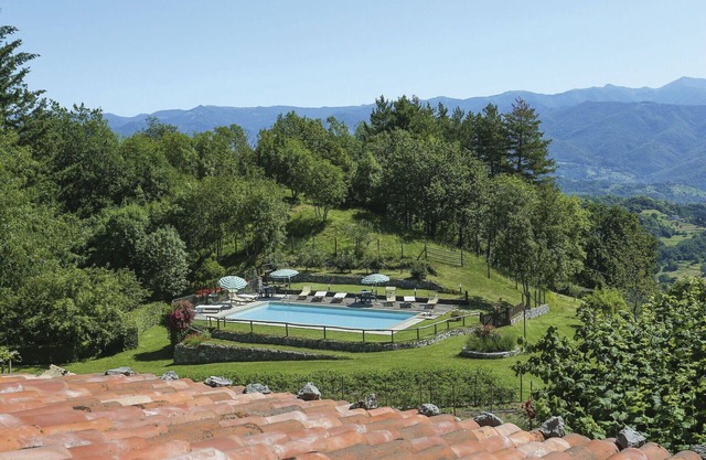 Cosy apartment in villa for 6 people with pool, WIFI, TV and patio