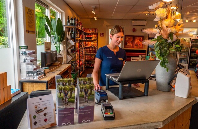 Cosy apartment in villa for 6 guests with pool, WIFI, TV and terrace