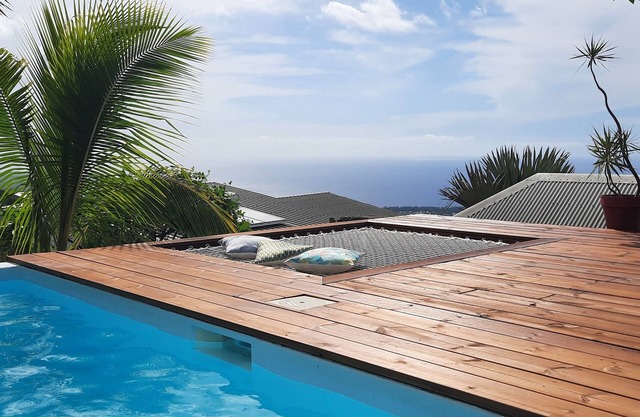 Cosy bungalow with pool overlooking the ocean ☀️🌴
