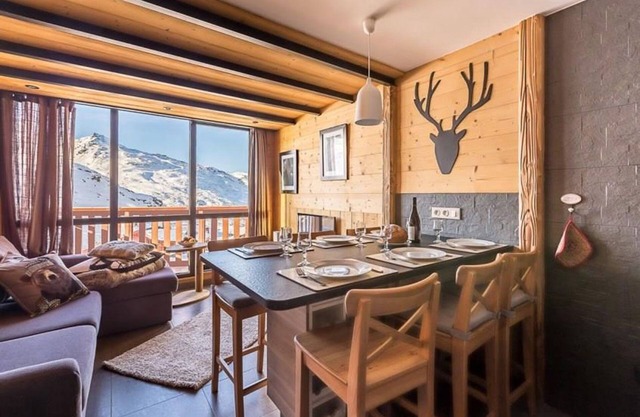 Cosy, comfortable duplex at the foot of the slopes