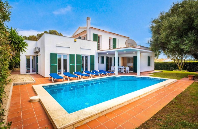 Cosy detached villa with private pool near the beach