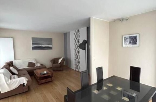 Cosy Downtown Apartment