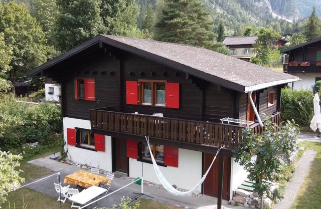 Cosy flat in Chalet Oase