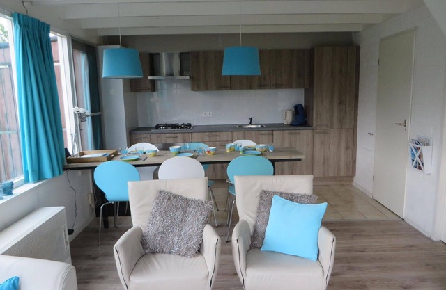 Cosy four-person bungalow