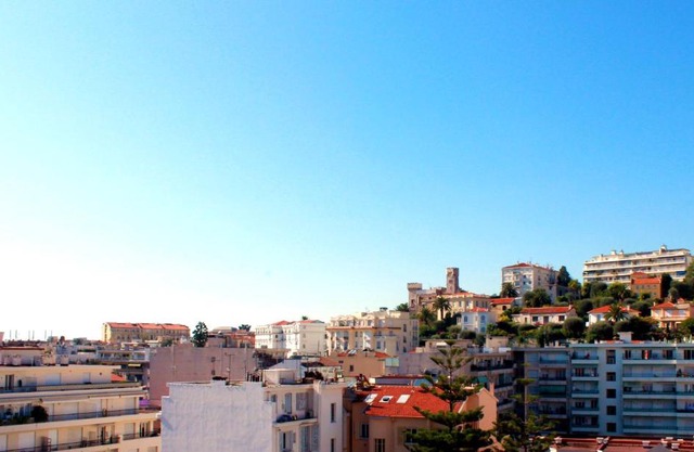 Cosy - Negresco - AC - 5 min walk to Beach