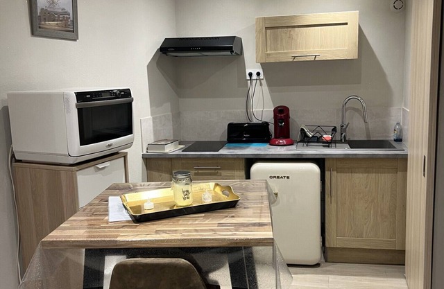 Cosy, quiet studio with outdoor jacuzzi