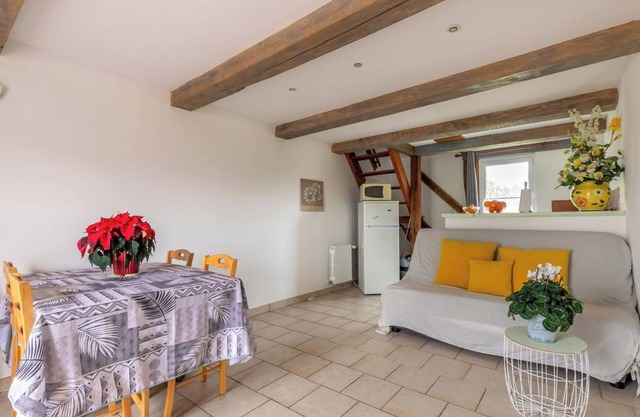 Cosy solognot cottage