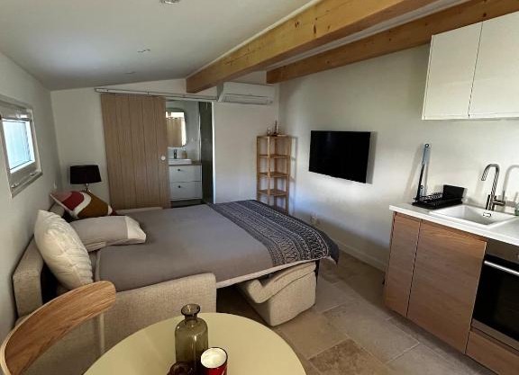 Cosy Studio Fréjus Centre Historique