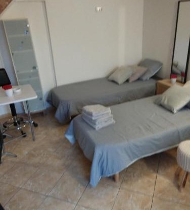 Cosy Studio meublé avec piscine partagée