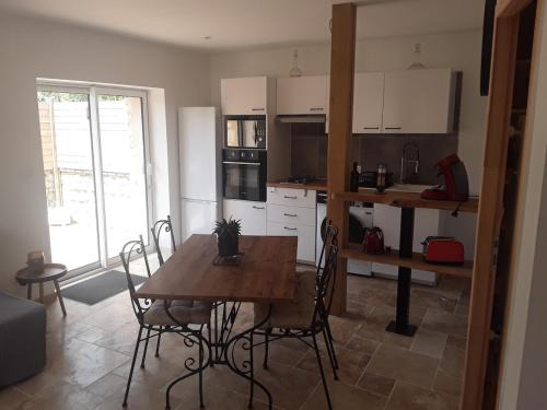 Cottage 10 minutes from Chinon