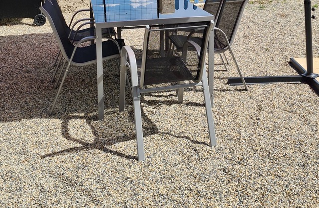 Cottage in Provence, facing Mont Ventoux