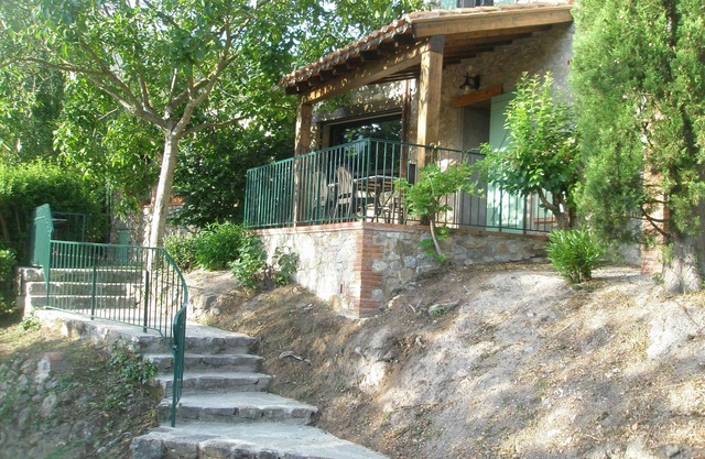 Cottage in the countryside in an old Mas Catalan