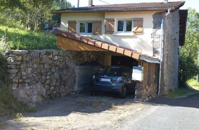 Cottage in the heart of the Forez mountains, close to hiking trails