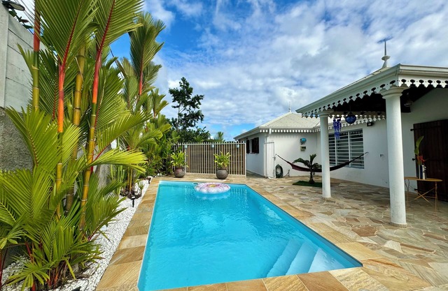 Cottage Palmier Rouge