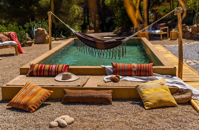 COTTAGE RENTAL WITH PRIVATE POOL BY THE SEA CEFALù SICILY ITALY