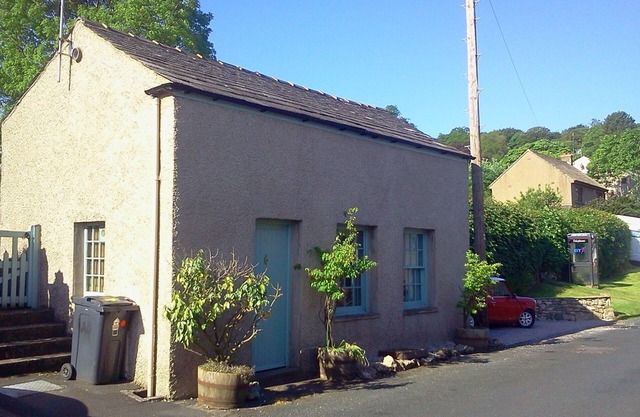 Cottage - Sleeps 4 - Pets Ok - Garden - Parking